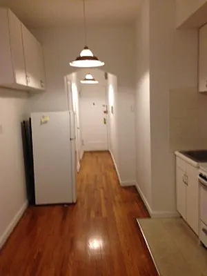 Rented by null | media 33