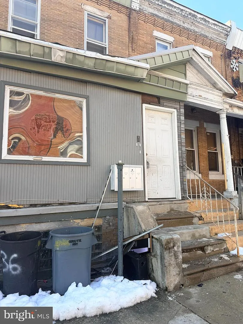 3836 Cambridge St photo 1