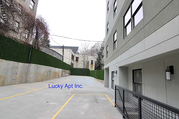 Rented by Lucky Apt Inc | media 63
