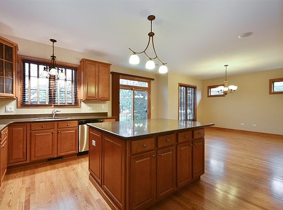 5th image of 12523 Whisper Creek Ct