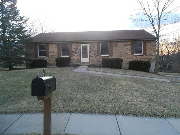 2nd image of 102 Kelley Dr