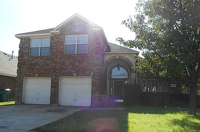 1st image of 3329 Woodbluff Ln
