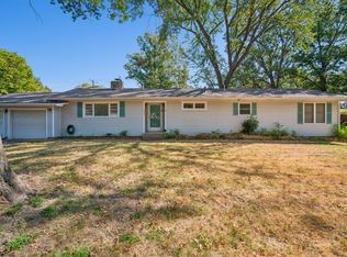 1405 Willow Rd, Pryor, OK 74361