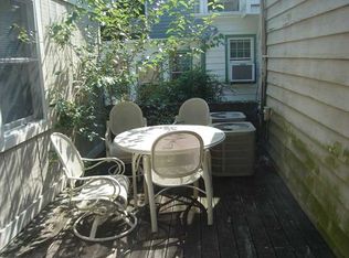 380 Sumter St APT C, Charleston, SC 29403