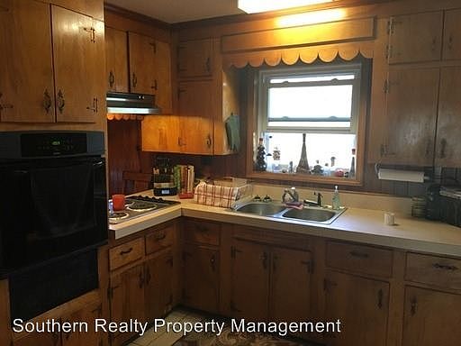 2nd image of 3509 Lee Ave