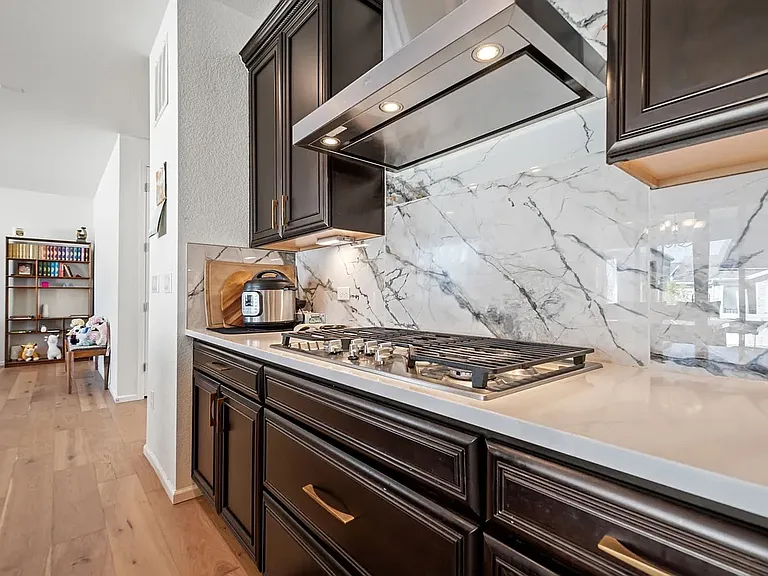 6543 Coldwater Dr — Photo 8