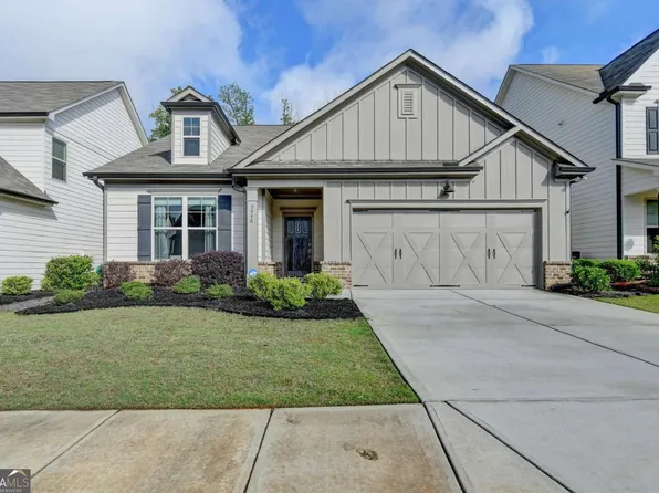 5446 Railway Ln, Flowery Branch, GA 30542