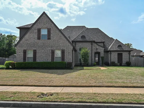 5093 Laurel Springs Dr, Memphis, TN 38125