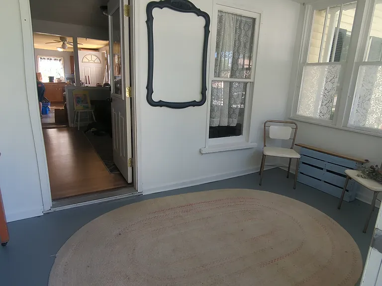 1104 Jordan Lake Ave — Photo 3