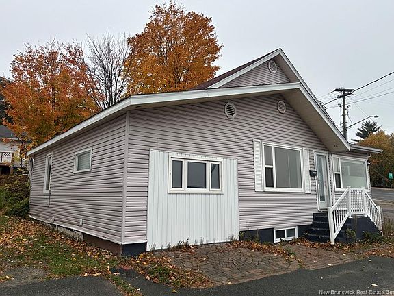 4th image of 310 Riverside Dr