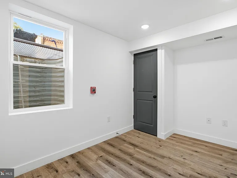 4243 Mantua Ave #1 — Photo 10