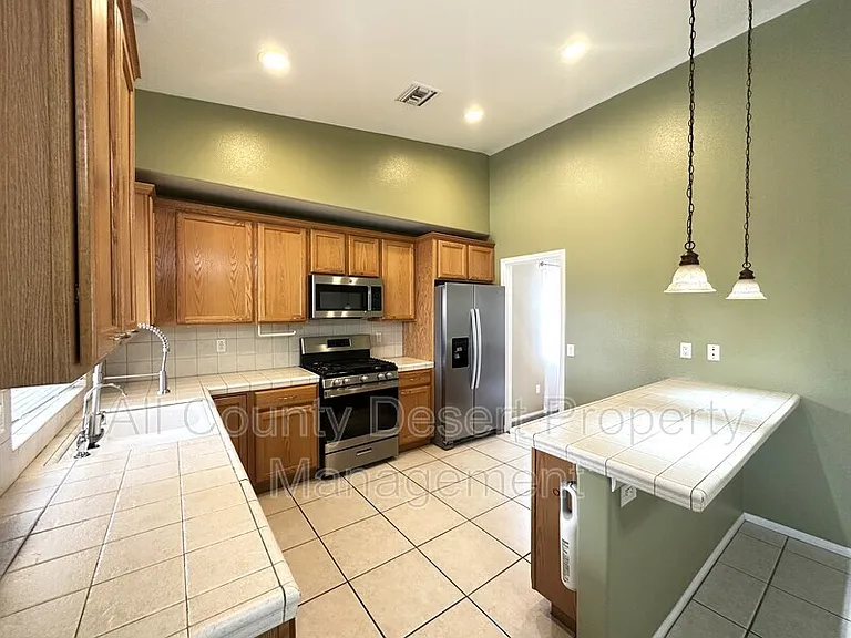 66613 San Diego Dr — Photo 6