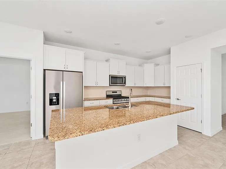6175 SW 74th Ct — Photo 24