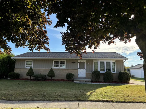 2345 South 23rd STREET, Manitowoc, WI 54220