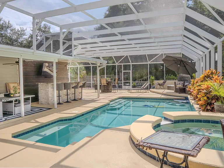33721 Spring Dr — Photo 38