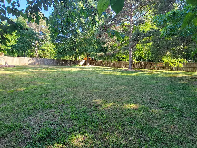 6107 Colchester Ln — Photo 23
