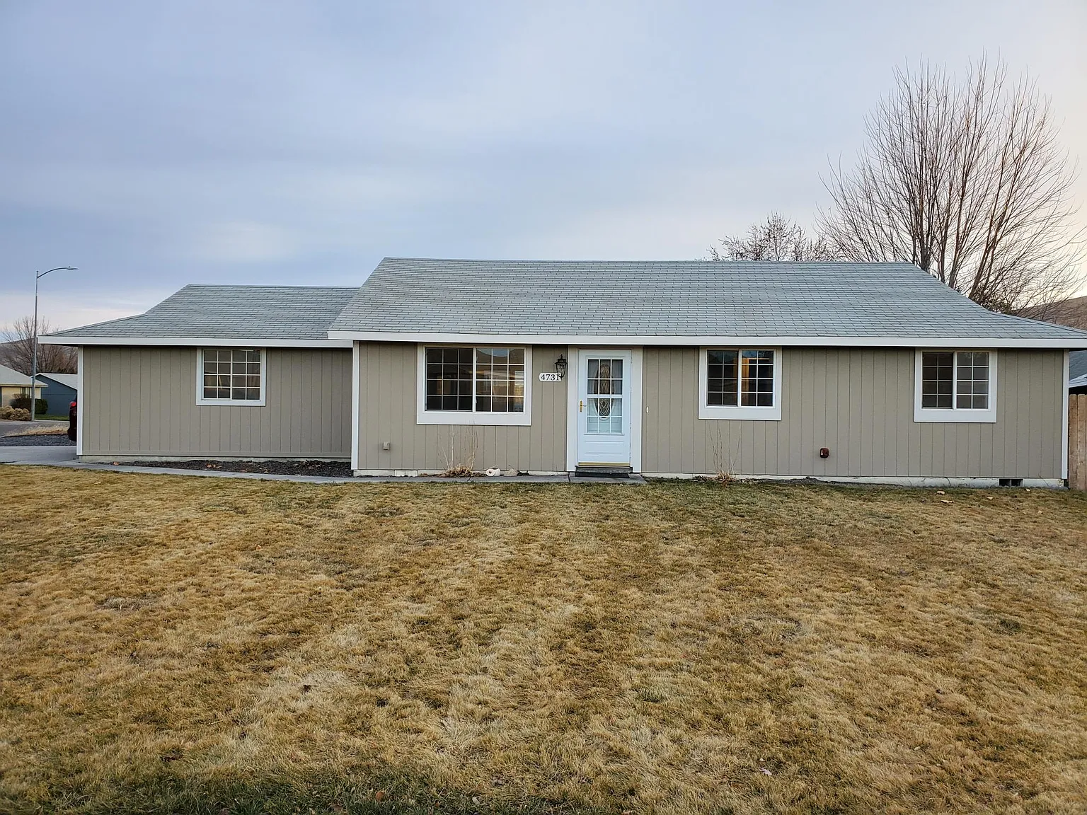4731 Hibiscus St photo 1