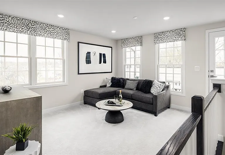 1341 Aspen St NW — Photo 5