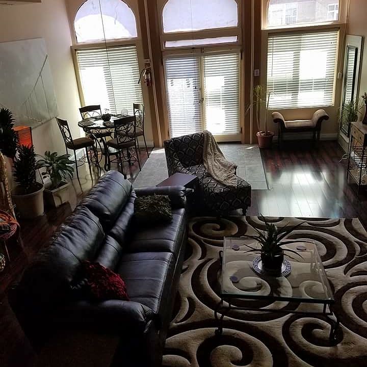 1st image of 3221 W 1st Ave