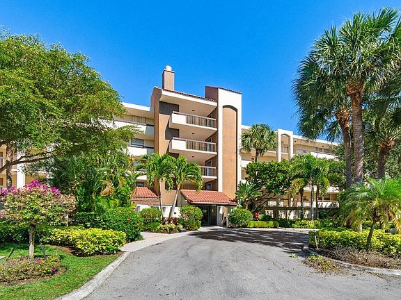 2nd image of 955 Egret Circle #408