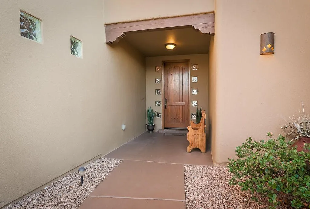 3 bed, 2004 sqft, $2,000 — Photo 2