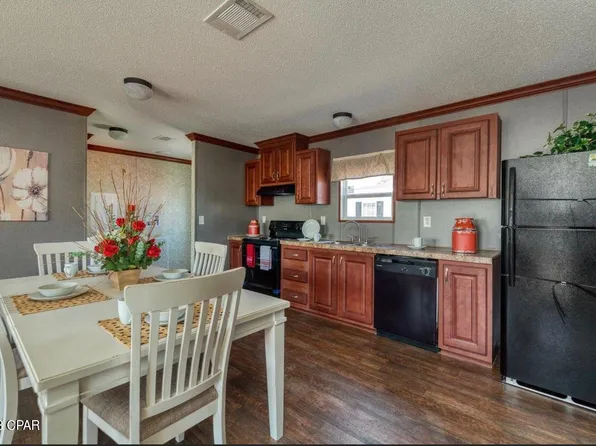 806 Transmitter Rd, Panama City, FL 32401