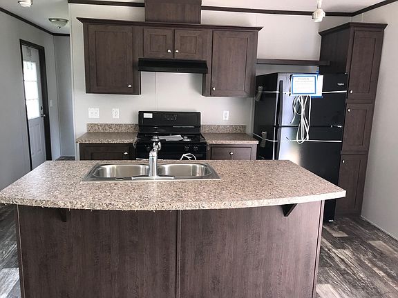Brand New Spacious Kitchens!