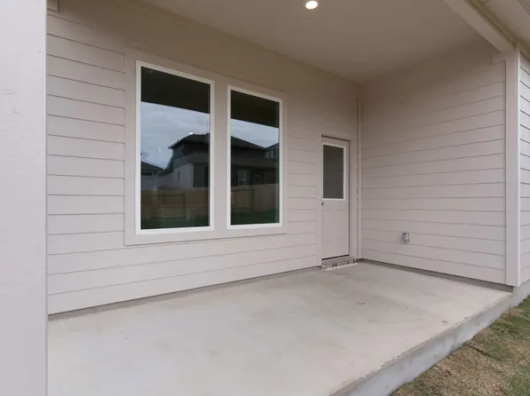 105 Golden Sage Ave, Georgetown, TX 78633