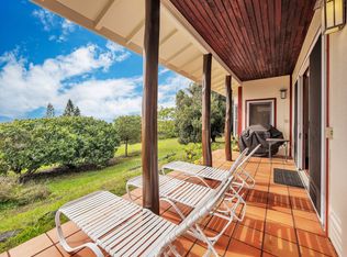 94-1769 Amepela Rd, Naalehu, HI 96772