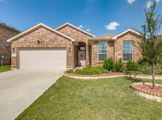 9128 Sycamore Leaf Dr, Fort Worth, TX 76179