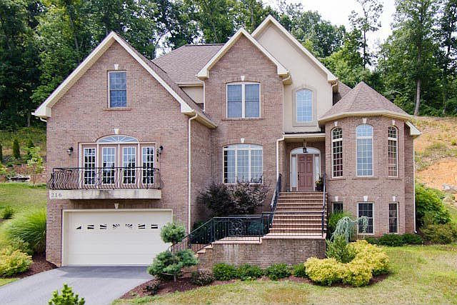 1st image of 216 Blue Stone Hills Dr