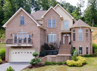 216 Blue Stone Hills Dr, Harrisonburg, VA 22801