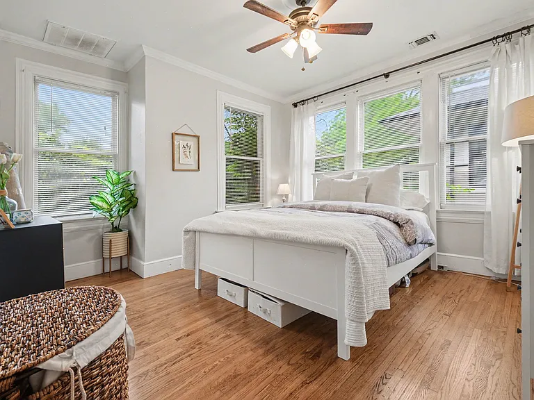 6000 Velasco Ave #A — Photo 16