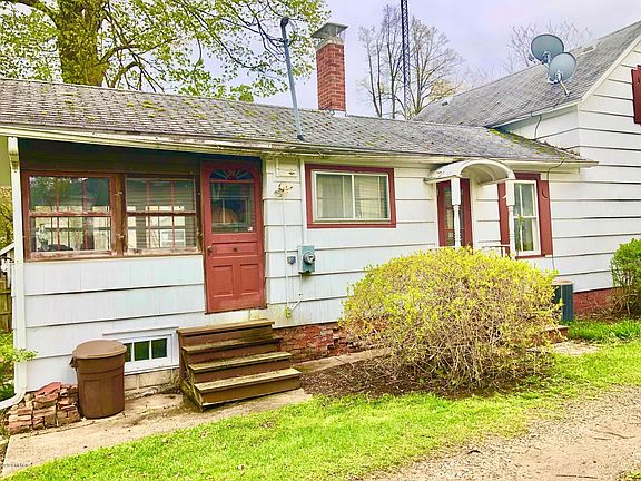 5th image of 51 Budlong St