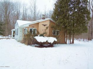 6383 S Hilton Park Rd, Fruitport, MI 49415