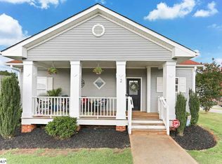 2 Wingbrook Ct, Greer, SC 29651