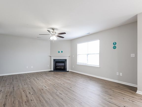 4th image of 2613 Cider Ridge Rd #52