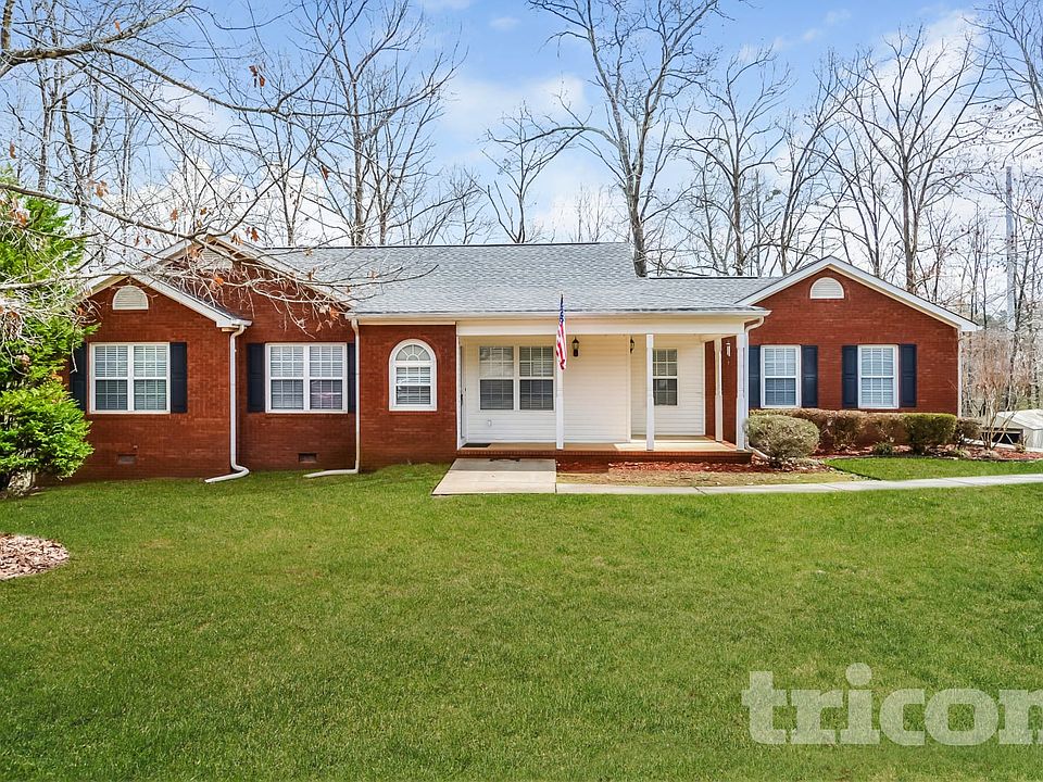 1st image of 162 Robbens Dr