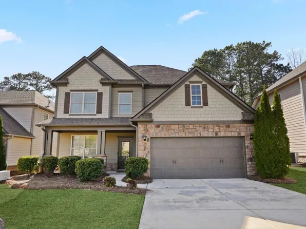 1214 Dawnview Dr, Locust Grove, GA 30248