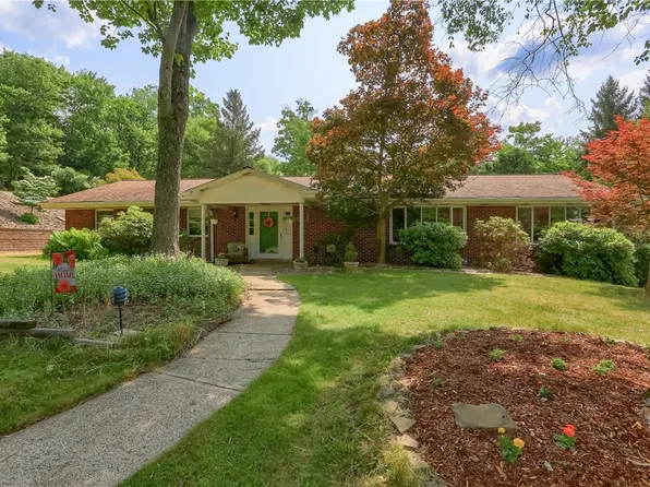 5121 Scenic Rd, Murrysville, PA 15668