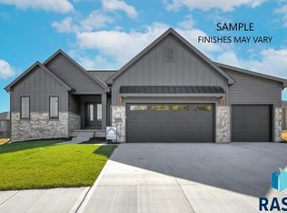 404 N Piper Dr, Drive Sioux Falls, SD 57110