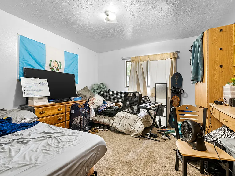 442 N 500 E #9 — Photo 9