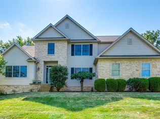 8493 Deacon Ave NW, North Canton, OH 44720