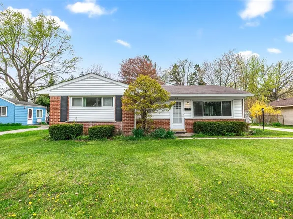 315 Huntley Ave, Clawson, MI 48017