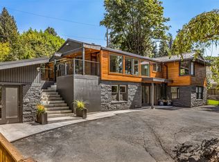 4328 Lake Washington Blvd NE, Kirkland, WA 98033