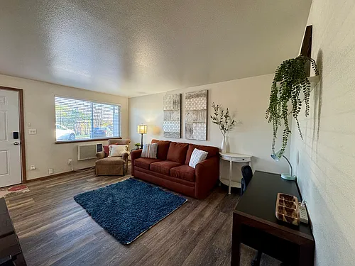 116 E Dewberry Ave #1 Photo 1