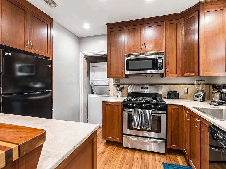 1507 W Gregory St — Photo 7