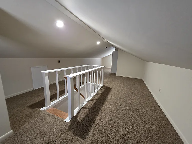 Bedroom 4/Bonus Room