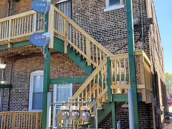2nd image of 3802 Euclid Ave #4-1R