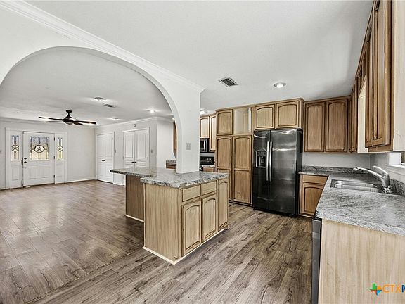4th image of 3655 Brenda Ln
